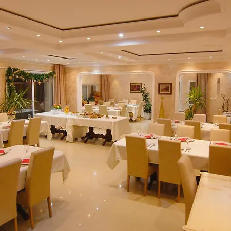 Hotel Vila Bob Petosevic *